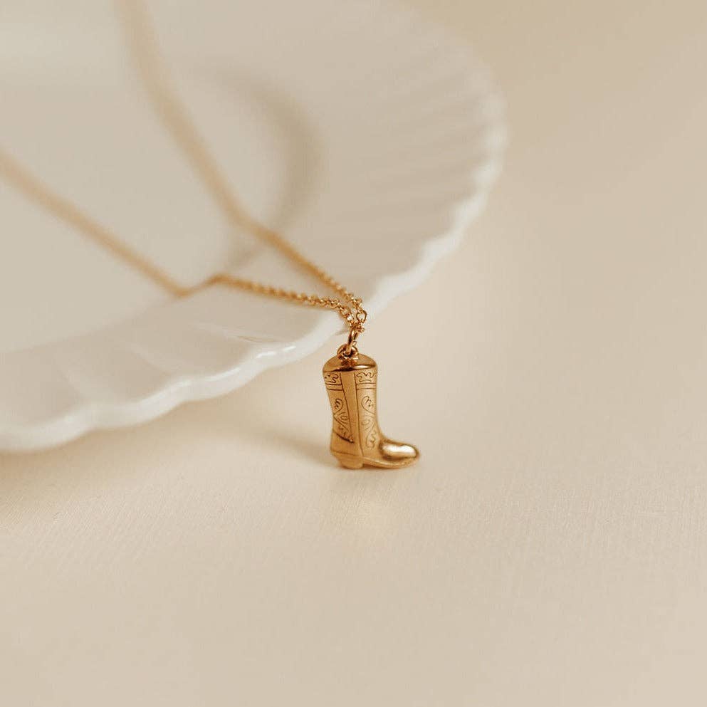 ella boot necklace