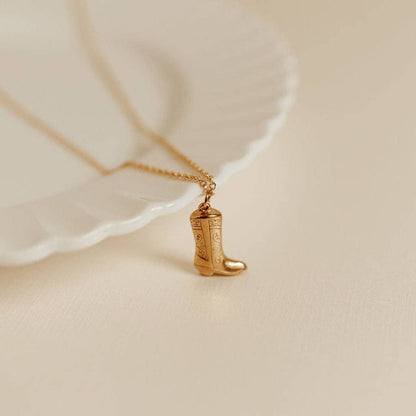 ella boot necklace