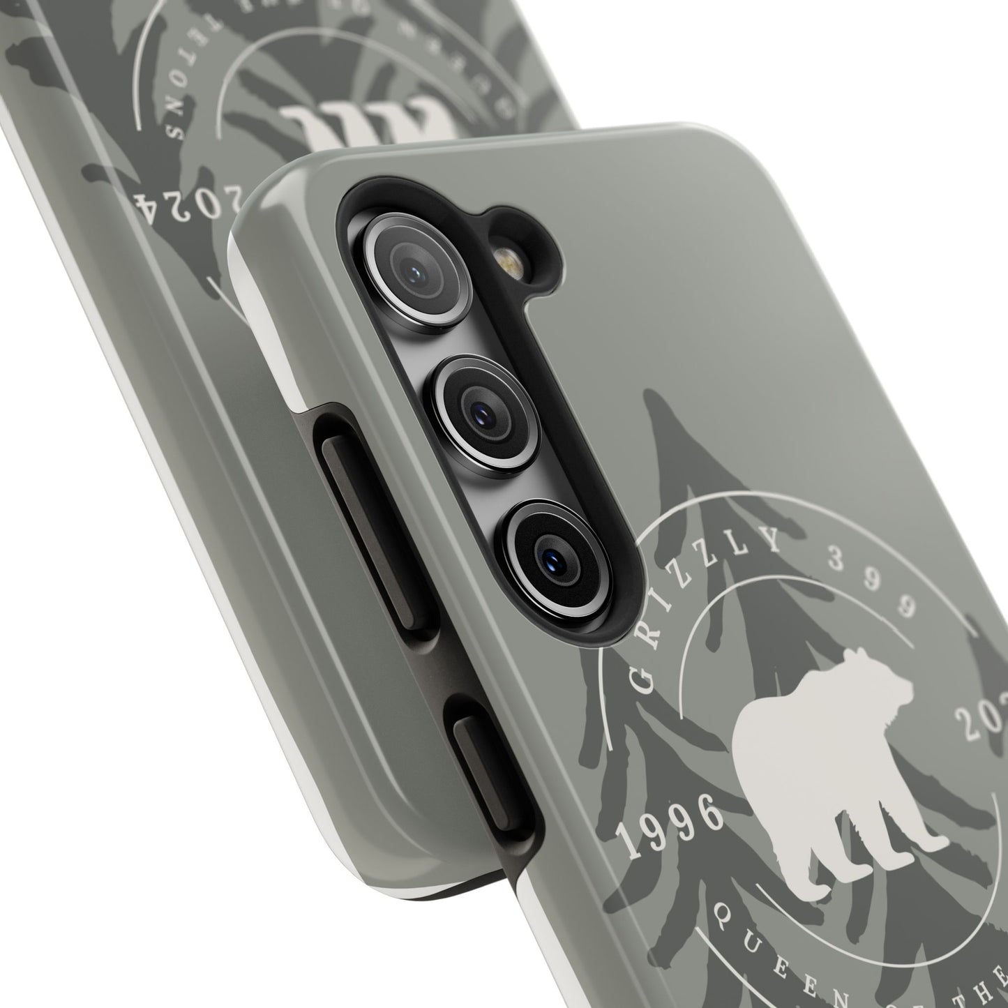 grizzly 399 (cream) phone case