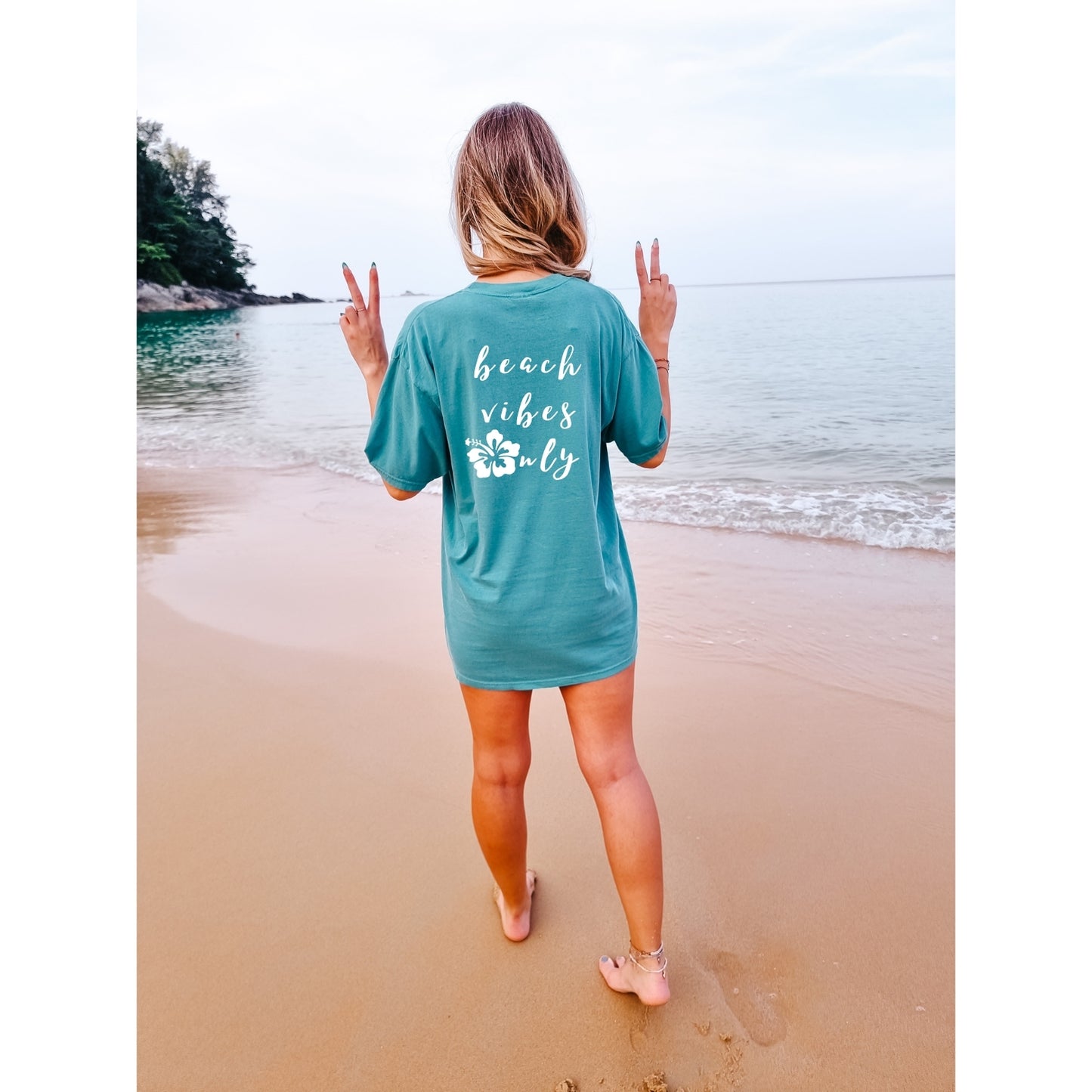 beach vibes tee